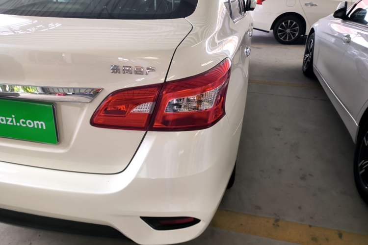 Used Nissan Sylphy 2022 Classic 1.6XL CVT Luxury Edition Right Rear Taillight