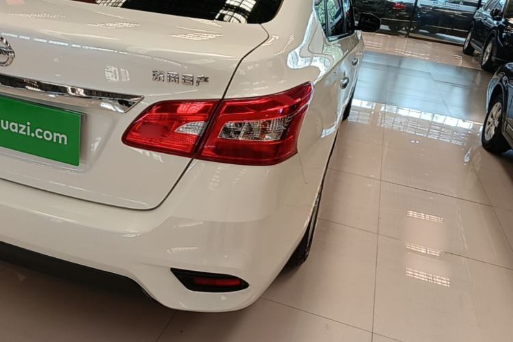 Used Nissan Sylphy 2022 Classic 1.6XL CVT Luxury Edition Right Rear Taillight