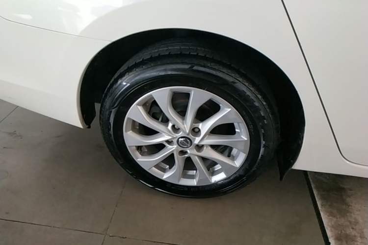 Used Nissan Sylphy 2022 Classic 1.6XL CVT Luxury Edition Right Rear Wheel Hub