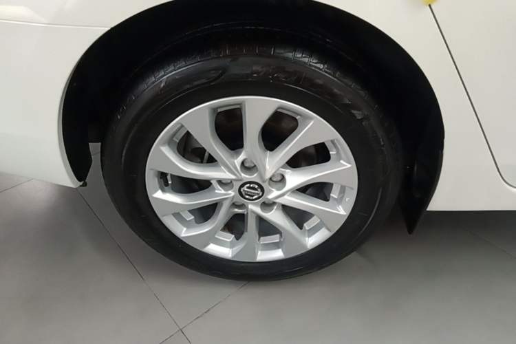 Used Nissan Sylphy 2022 Revised Version Classic 1.6XL CVT Luxury Edition Right Rear Wheel Hub