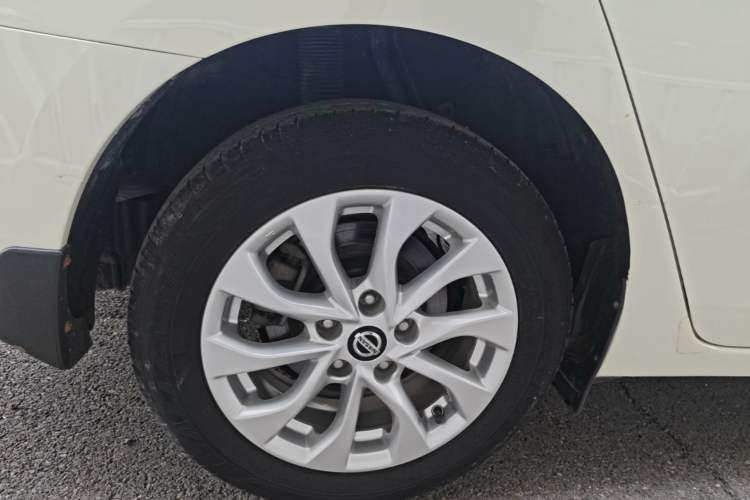 Used Nissan Sylphy 2022 Classic 1.6XL CVT Luxury Edition Right Rear Wheel Hub