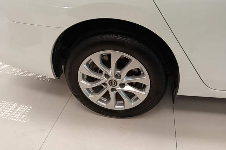 Used Nissan Sylphy 2022 Classic 1.6XL CVT Luxury Edition Right Rear Wheel Hub