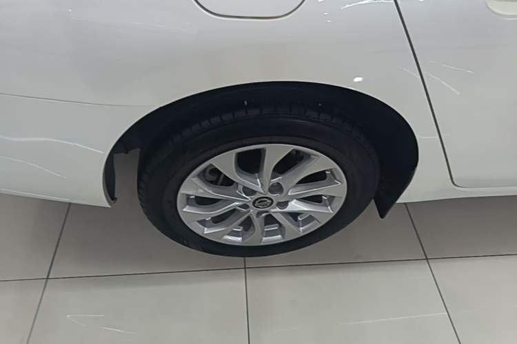 Used Nissan Sylphy 2022 Classic 1.6XE CVT Comfort Edition Right Rear Wheel Hub