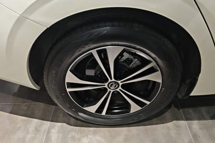Used Nissan Sylphy 2022 1.6L XL CVT Enjoyment Edition Right Rear Wheel Hub