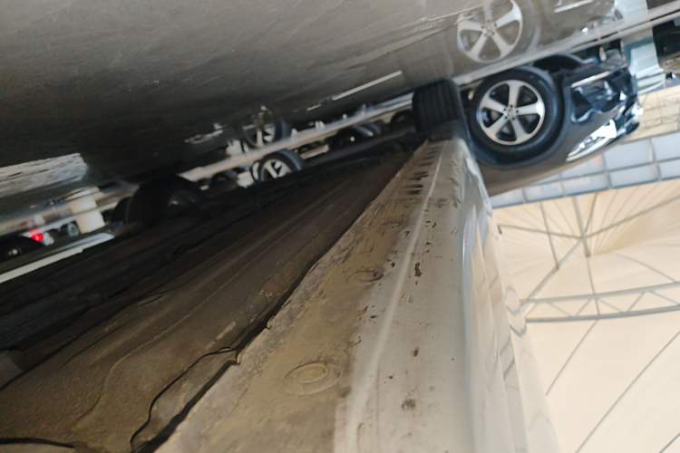 Used Nissan Sylphy 2022 Classic 1.6XL CVT Luxury Edition Right Side Sill