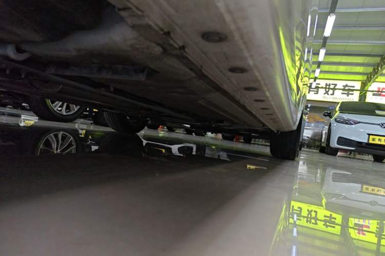 Used Nissan Sylphy 2022 Classic 1.6XL CVT Luxury Edition Right Side Sill