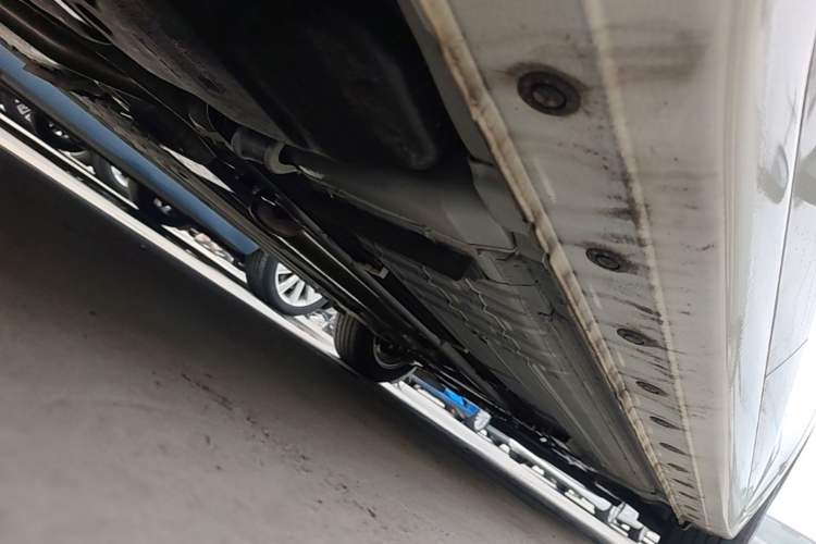 Used Nissan Sylphy 2022 Classic 1.6XL CVT Luxury Edition Right Side Sill