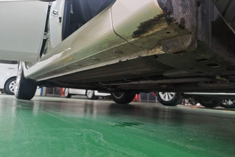 Used Nissan Sylphy 2022 Classic 1.6XE CVT Comfort Edition Right Side Sill