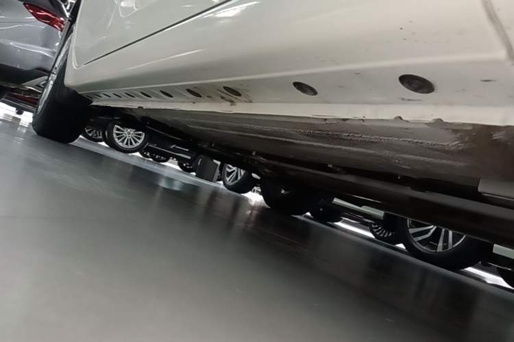 Used Nissan Sylphy 2022 Revised Version Classic 1.6XL CVT Luxury Edition Right Side Sill