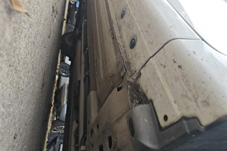 Used Nissan Sylphy 2022 Classic 1.6XE CVT Comfort Edition Right Side Sill
