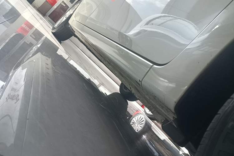 Used Nissan Sylphy 2022 Revised Version Classic 1.6XL CVT Luxury Edition Right Side Sill