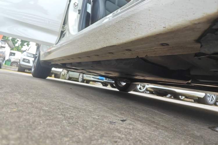 Used Nissan Sylphy 2022 1.6L XL CVT Enjoyment Edition Right Side Sill