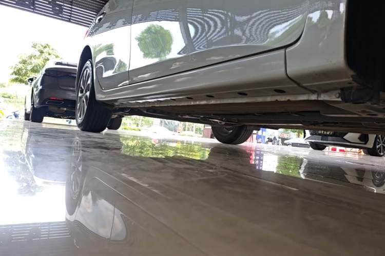 Used Nissan Sylphy 2022 Classic 1.6XE CVT Comfort Edition Right Side Sill