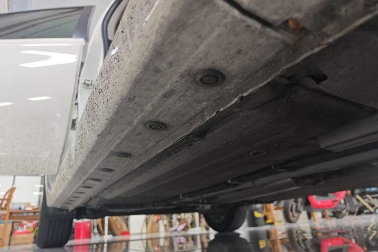 Used Nissan Sylphy 2022 Classic 1.6XE CVT Comfort Edition Right Side Sill