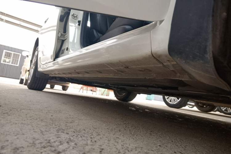 Used Nissan Sylphy 2022 Classic 1.6XE CVT Comfort Edition Right Side Sill