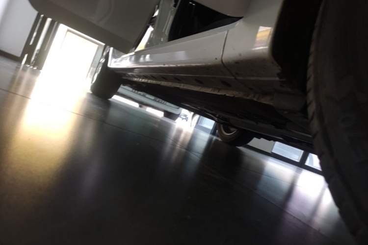 Used Nissan Sylphy 2022 Classic 1.6XE CVT Comfort Edition Right Side Sill