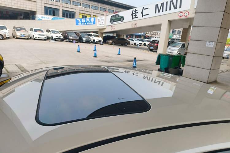Used Nissan Sylphy 2022 1.6L XL CVT Enjoyment Edition Roof