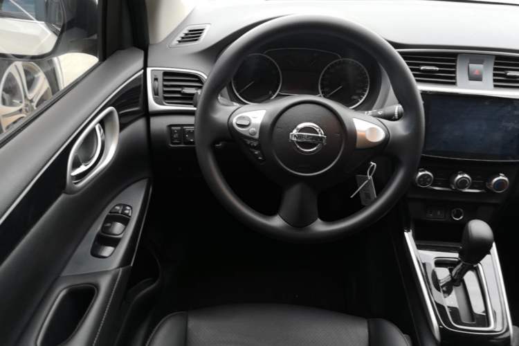 Used Nissan Sylphy 2022 Classic 1.6XL CVT Luxury Edition Steering Wheel