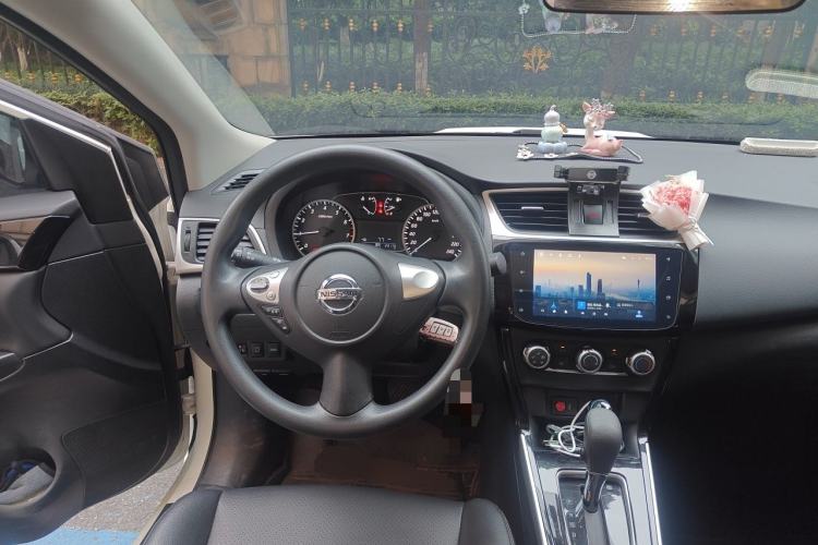 Used Nissan Sylphy 2022 Revised Version Classic 1.6XL CVT Luxury Edition Steering Wheel
