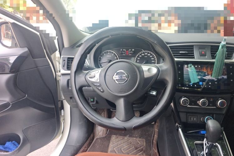 Used Nissan Sylphy 2022 Revised Version Classic 1.6XL CVT Luxury Edition Steering Wheel