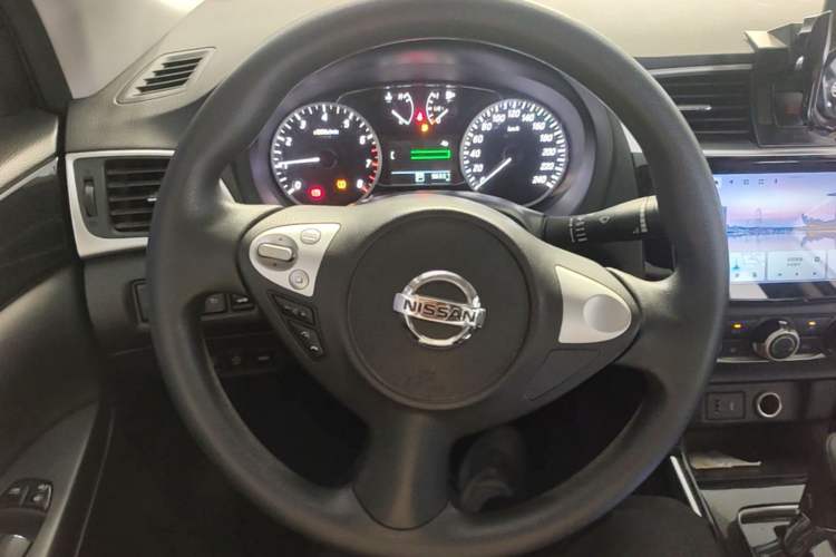 Used Nissan Sylphy 2022 Classic 1.6XL CVT Luxury Edition Steering Wheel