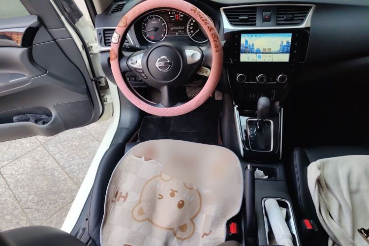 Used Nissan Sylphy 2022 Revised Version Classic 1.6XL CVT Luxury Edition Steering Wheel