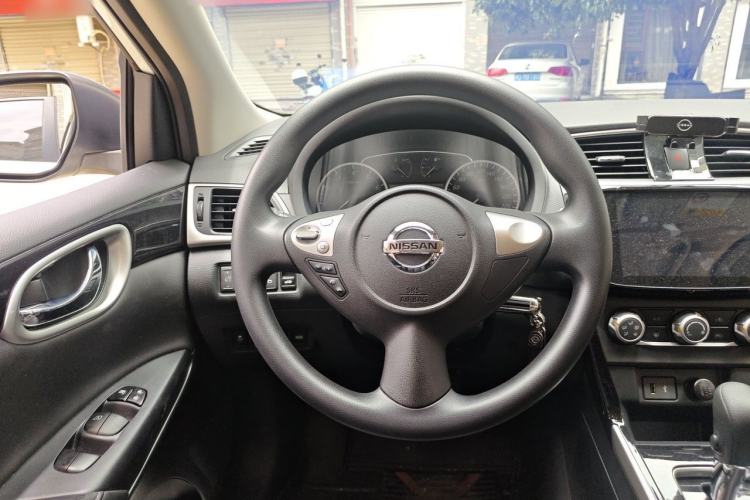 Used Nissan Sylphy 2022 Classic 1.6XL CVT Luxury Edition Steering Wheel