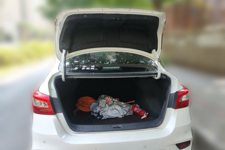 Used Nissan Sylphy 2022 Classic 1.6XE CVT Comfort Edition Trunk