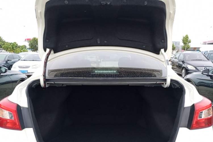 Used Nissan Sylphy 2022 Classic 1.6XE CVT Comfort Edition Trunk