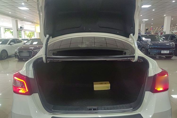 Used Nissan Sylphy 2022 Classic 1.6XE CVT Comfort Edition Trunk