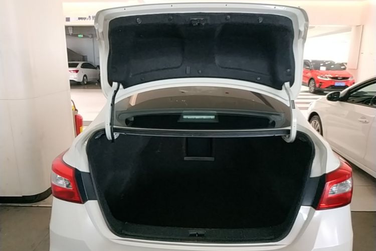 Used Nissan Sylphy 2022 Classic 1.6XL CVT Luxury Edition Trunk