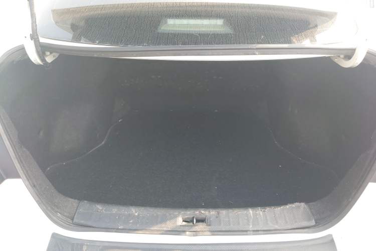 Used Nissan Sylphy 2022 Classic 1.6XE CVT Comfort Edition Trunk