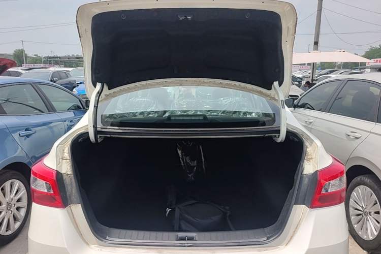 Used Nissan Sylphy 2022 Classic 1.6XL CVT Luxury Edition Trunk