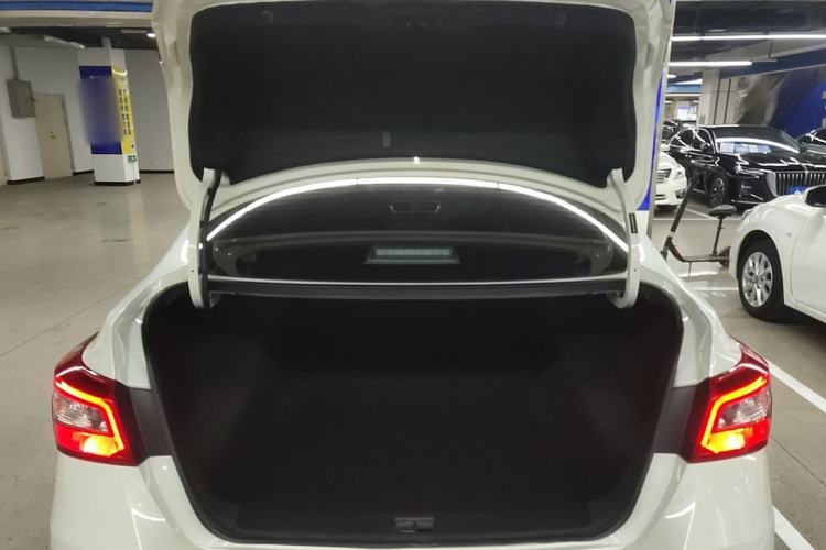 Used Nissan Sylphy 2022 Classic 1.6XE CVT Comfort Edition Trunk