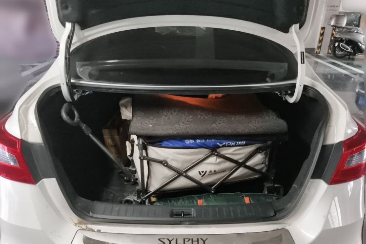 Used Nissan Sylphy 2022 Revised Version Classic 1.6XL CVT Luxury Edition Trunk