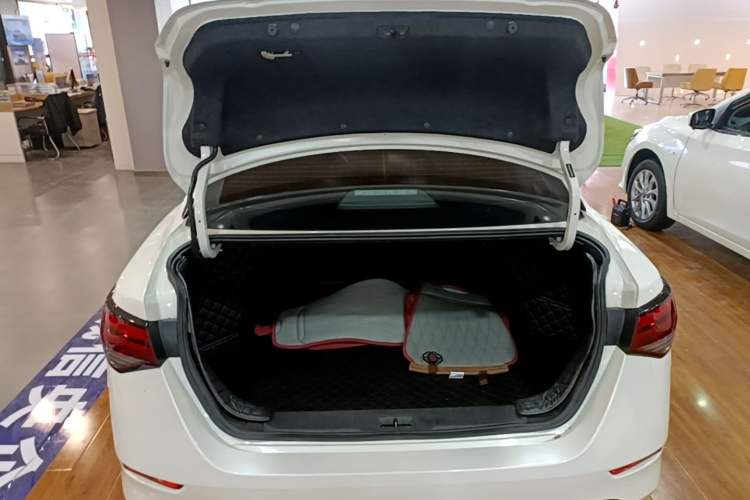 Used Nissan Sylphy 2022 1.6L XL CVT Enjoyment Edition Trunk