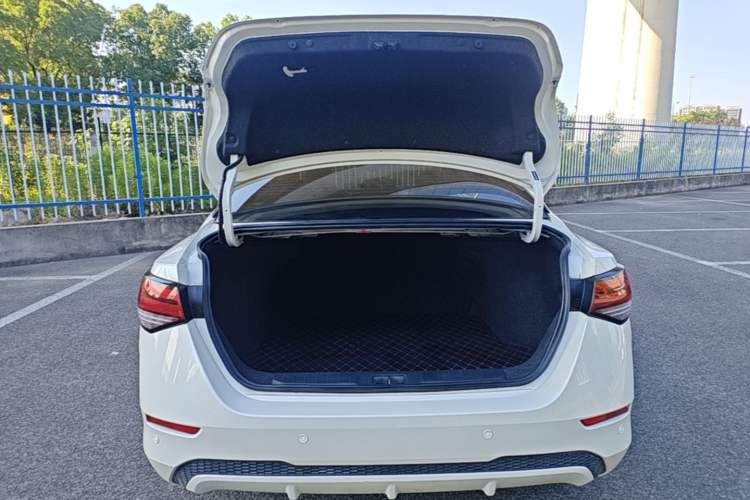 Used Nissan Sylphy 2022 1.6L XL CVT Enjoyment Edition Trunk