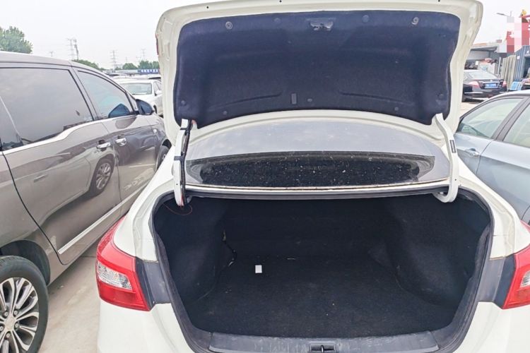 Used Nissan Sylphy 2022 Classic 1.6XE CVT Comfort Edition Trunk