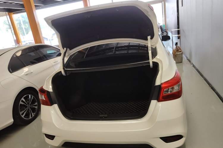 Used Nissan Sylphy 2022 Classic 1.6XE CVT Comfort Edition Trunk