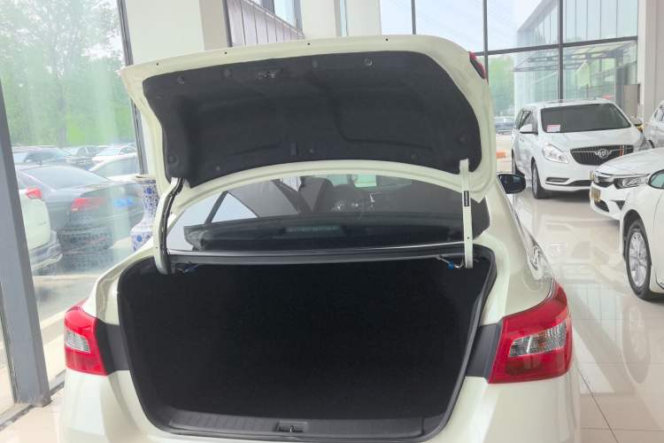 Used Nissan Sylphy 2022 Classic 1.6XE CVT Comfort Edition Trunk