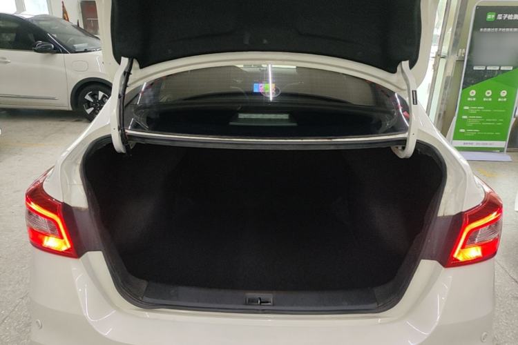 Used Nissan Sylphy 2022 Classic 1.6XE CVT Comfort Edition Trunk