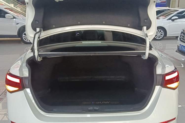 Used Nissan Sylphy 2022 1.6L XL CVT Enjoyment Edition Trunk