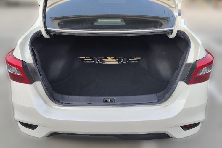 Used Nissan Sylphy 2022 Classic 1.6XE CVT Comfort Edition Trunk