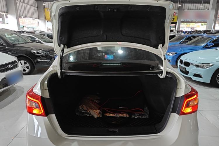 Used Nissan Sylphy 2022 Classic 1.6XE CVT Comfort Edition Trunk