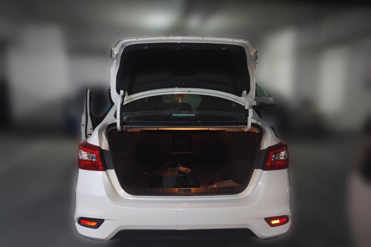 Used Nissan Sylphy 2022 Classic 1.6XL CVT Luxury Edition Trunk