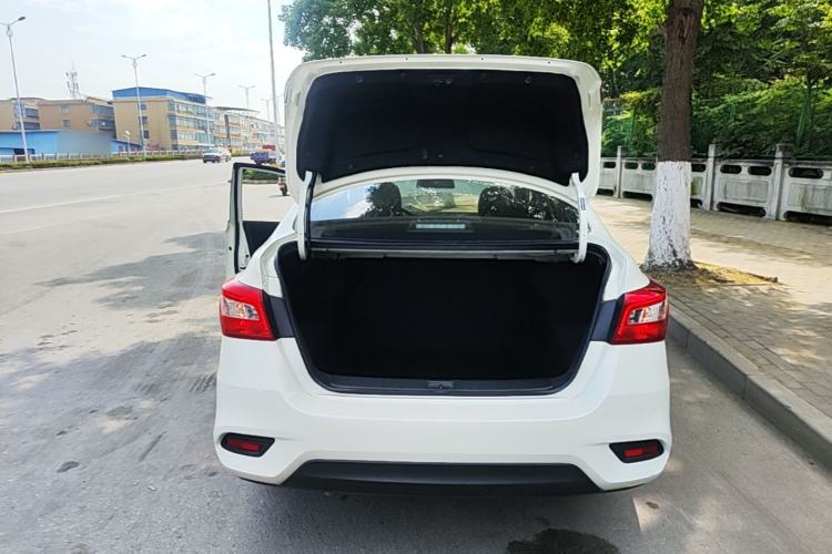 Used Nissan Sylphy 2022 Classic 1.6XE CVT Comfort Edition Trunk