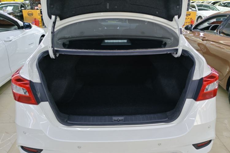 Used Nissan Sylphy 2022 Classic 1.6XE CVT Comfort Edition Trunk