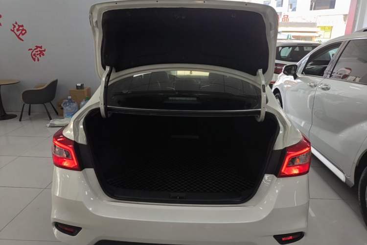 Used Nissan Sylphy 2022 Classic 1.6XL CVT Luxury Edition Trunk