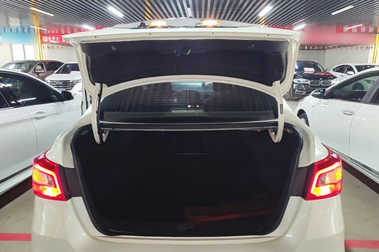Used Nissan Sylphy 2022 Classic 1.6XL CVT Luxury Edition Trunk