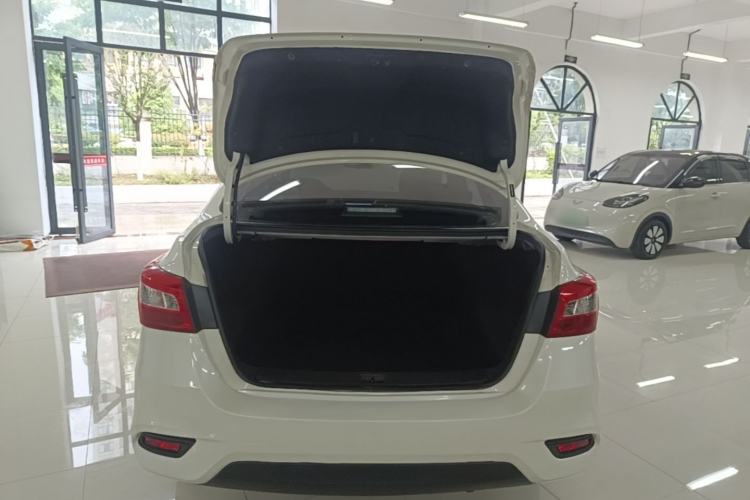 Used Nissan Sylphy 2022 Classic 1.6XE CVT Comfort Edition Trunk